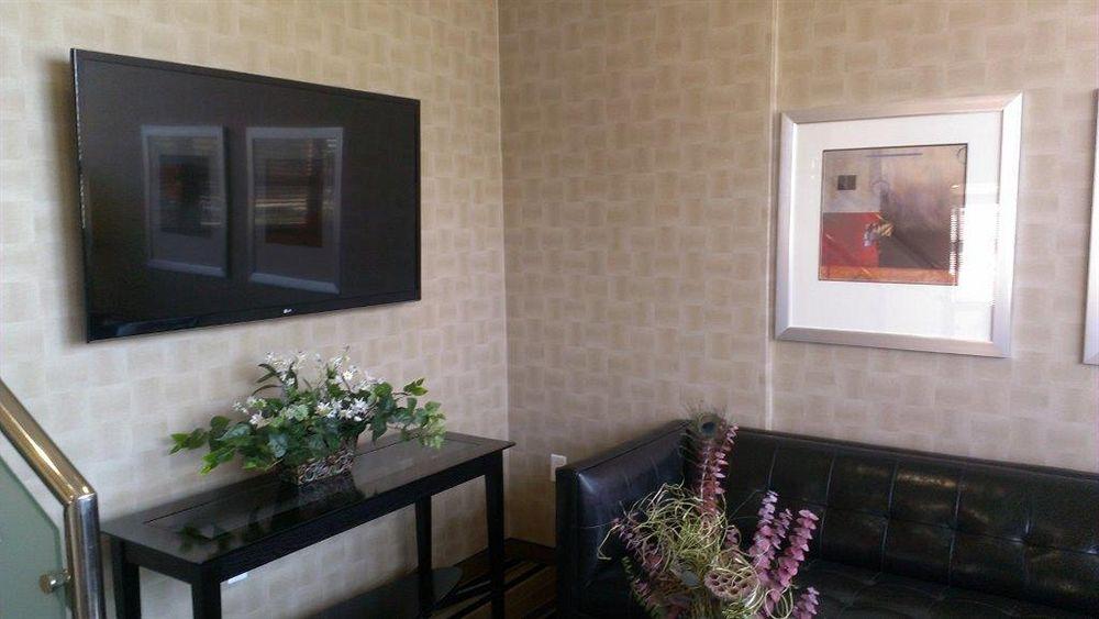 Holiday Inn Express Laguardia Airport, An Ihg Hotel New York Extérieur photo