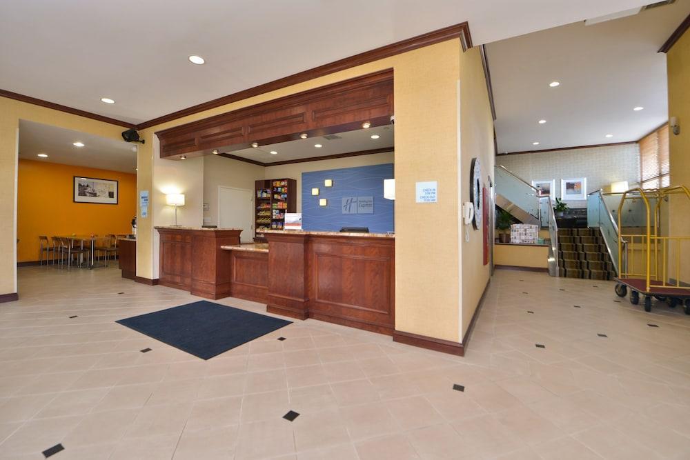 Holiday Inn Express Laguardia Airport, An Ihg Hotel New York Extérieur photo