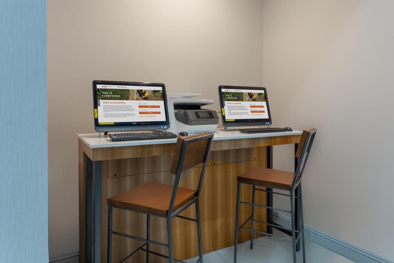 Holiday Inn Express Laguardia Airport, An Ihg Hotel New York Extérieur photo