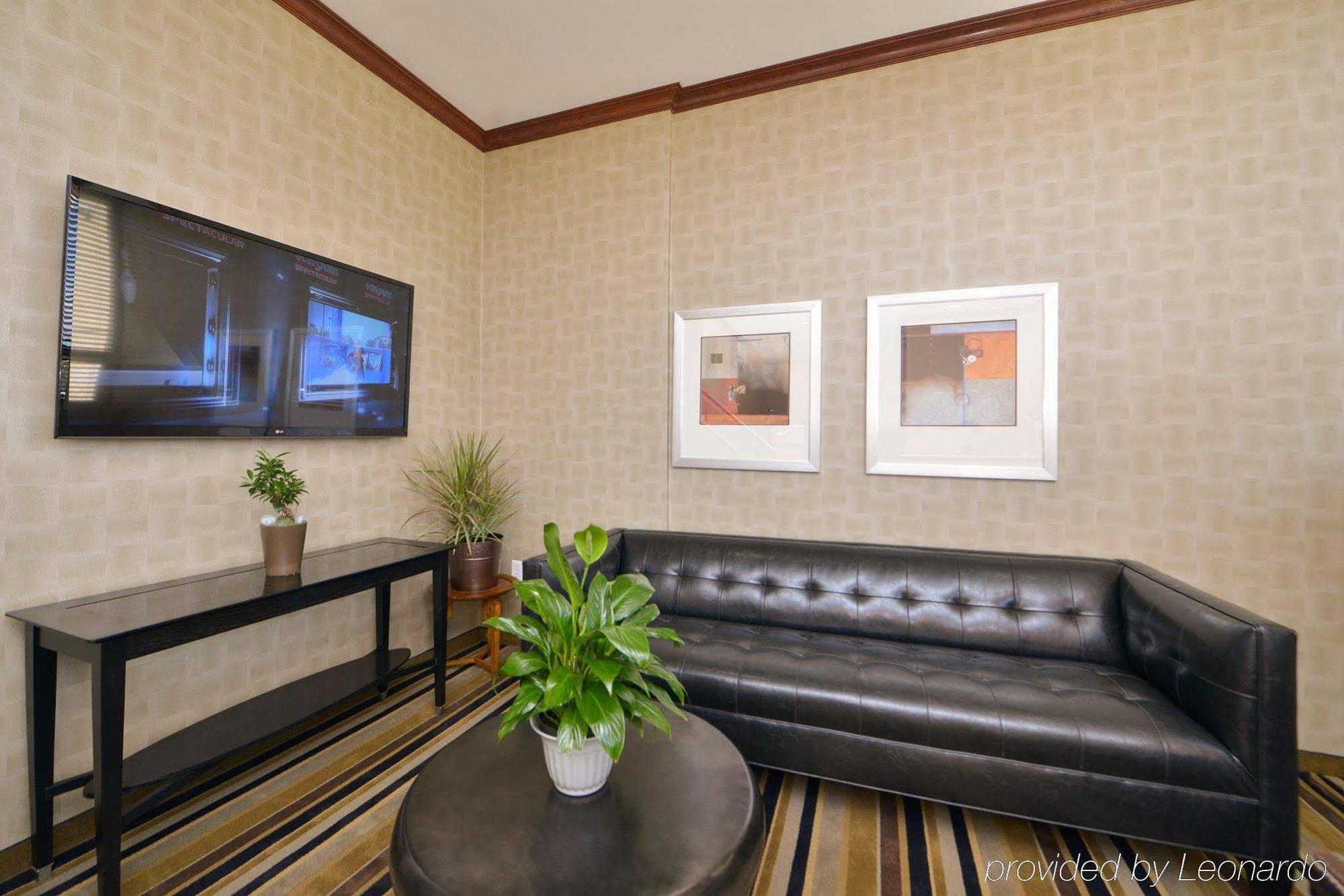 Holiday Inn Express Laguardia Airport, An Ihg Hotel New York Extérieur photo